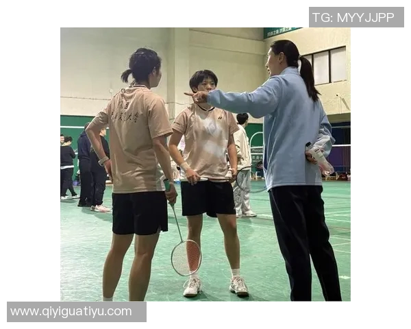 聚焦上海羽毛球队的速度与技巧展现羽毛球运动的魅力与激情